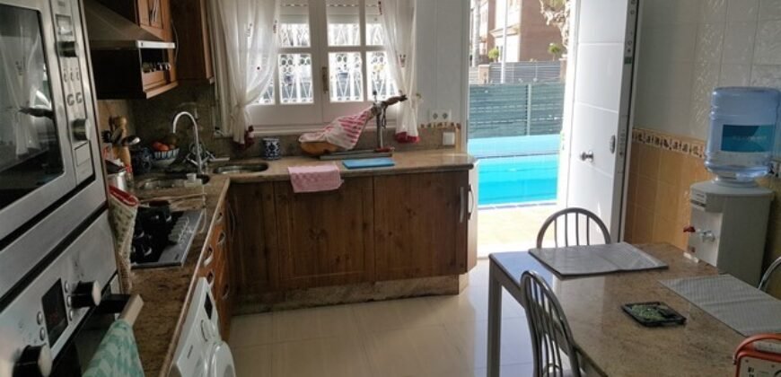 Ref: 108 Chalet Pareado en Urb. Els Tallats de Vilafortuny