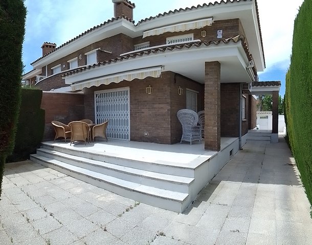 Ref: 110 Chalet pareado Urb. Els Tallats de Vilafortuny Cambrils