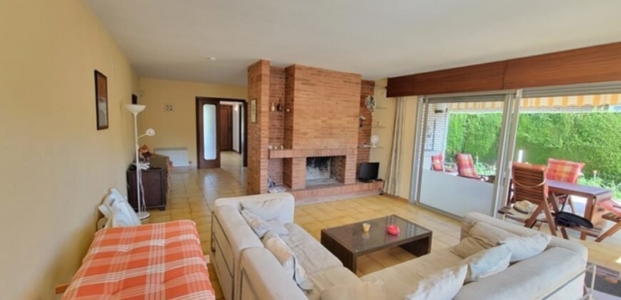 Ref: 175 Chalet en planta baja Urb. Els Tallats de Vilafortuny