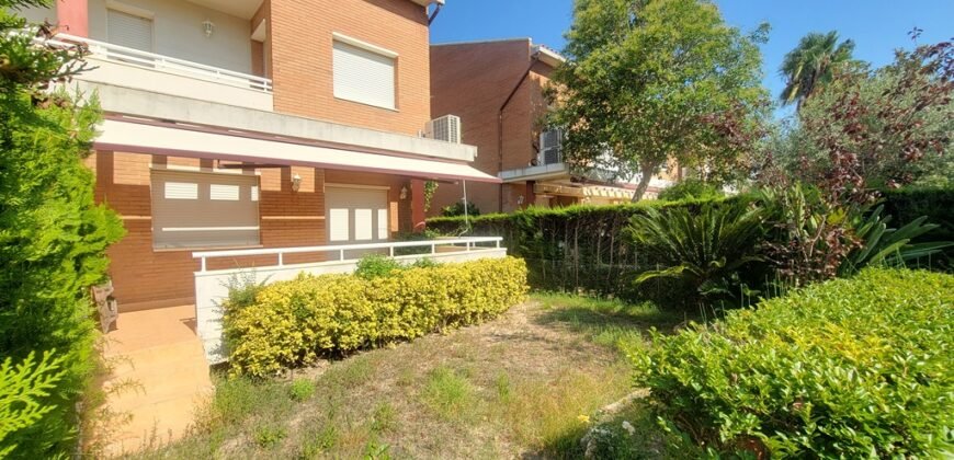 Ref: 180 Chalet pareado Urb. Jardins de Vilafortuny