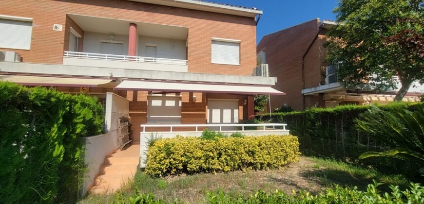 Ref: 180 Chalet pareado Urb. Jardins de Vilafortuny