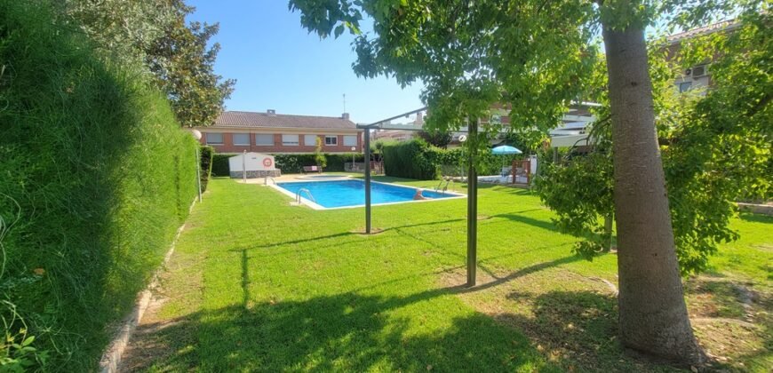 Ref: 180 Chalet pareado Urb. Jardins de Vilafortuny