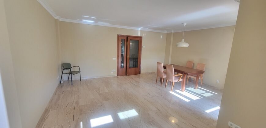 Ref: 180 Chalet pareado Urb. Jardins de Vilafortuny