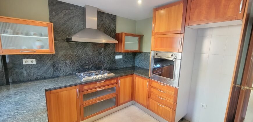 Ref: 180 Chalet pareado Urb. Jardins de Vilafortuny