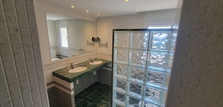 Ref: 180 Chalet pareado Urb. Jardins de Vilafortuny
