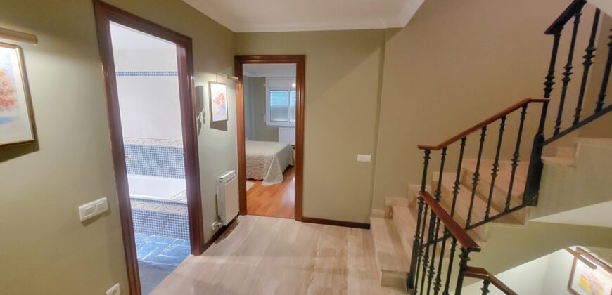 Ref: 180 Chalet pareado Urb. Jardins de Vilafortuny
