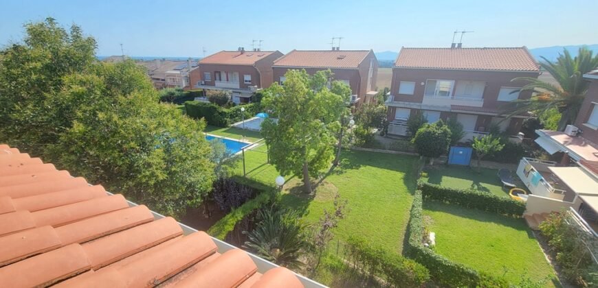 Ref: 180 Chalet pareado Urb. Jardins de Vilafortuny