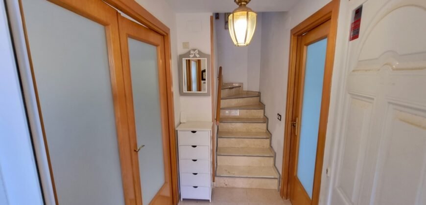 Ref: 185 Chalet pareado Urb. Els ametllers de Vilafortuny Cambrils
