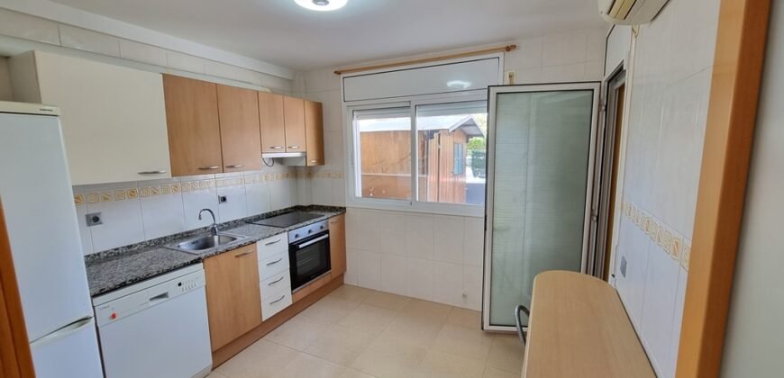 Ref: 185 Chalet pareado Urb. Els ametllers de Vilafortuny Cambrils